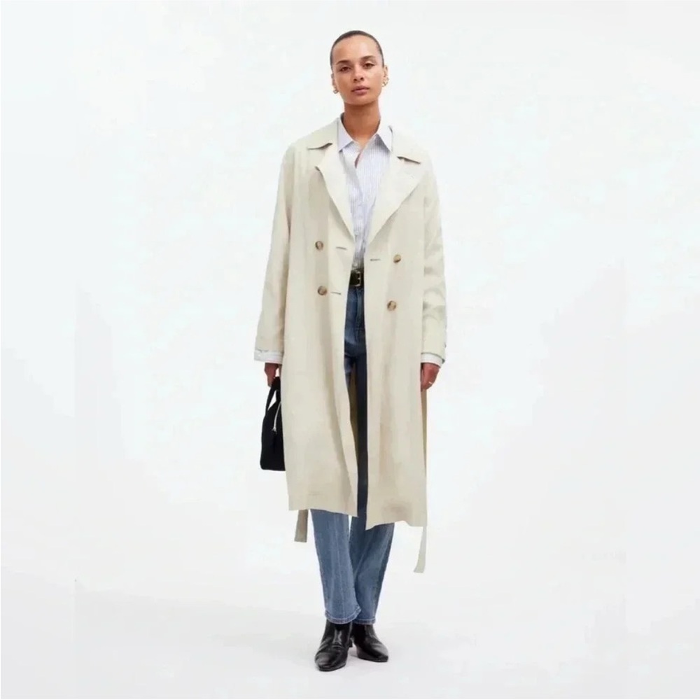 Madewell Belted Trench Coat in Drapey Twill
